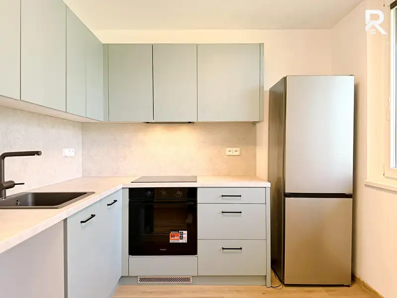 Pronájem bytu 1+1 35 m²